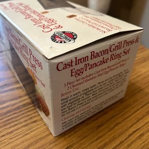 Norpro Cast Iron Bacon Press and Egg/Pancake Ring - Thumbnail 2